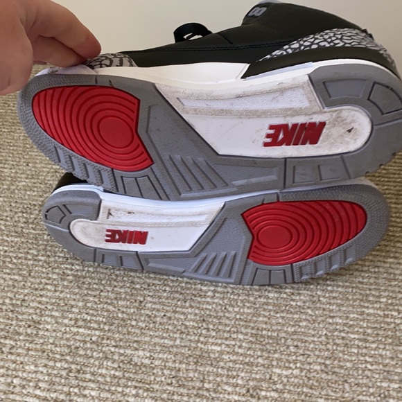 Jordan 3 Black Cement Size 9.5 main image 6